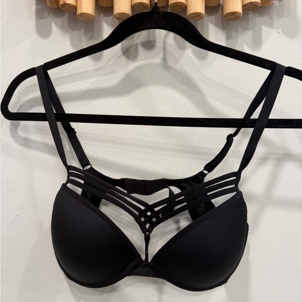 *ACCT CLOSING MAKE OFFER* Boston Proper Black Marlies Dekkers Push-Up Bra-34C